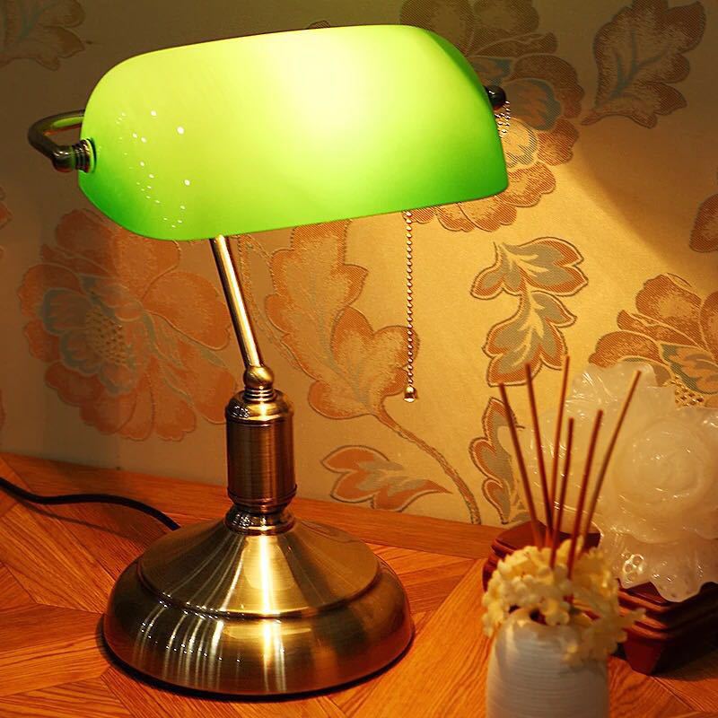 Vintage Green Bank Table Lamp for Study & Bedroom 💚💡