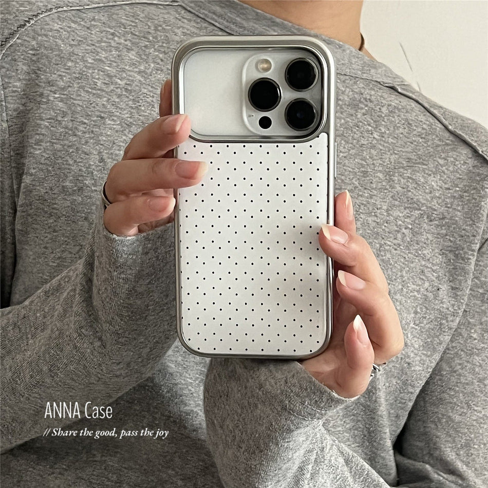 iPhone 17 Pro Max Silver Edge Wave Dot Case