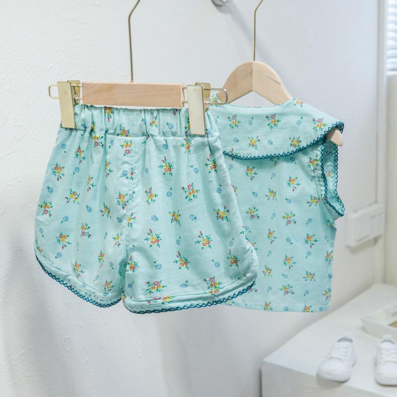 Girls Korean Short Sleeve Top & Shorts Set 2026
