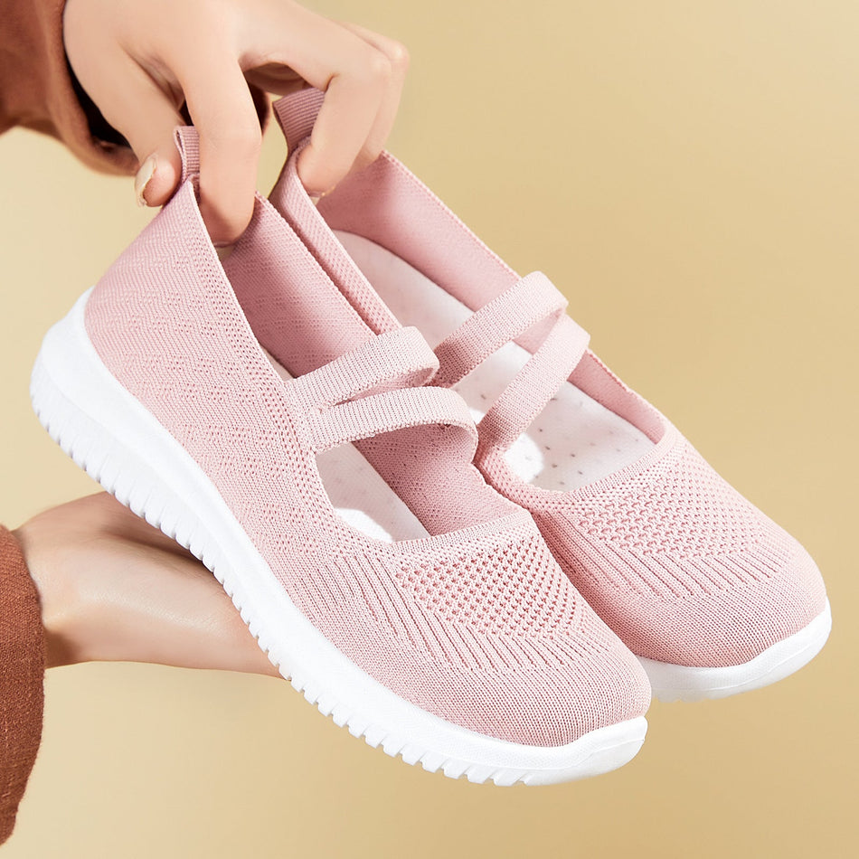 Large Size Fly Knit Breathable Mom Shoes