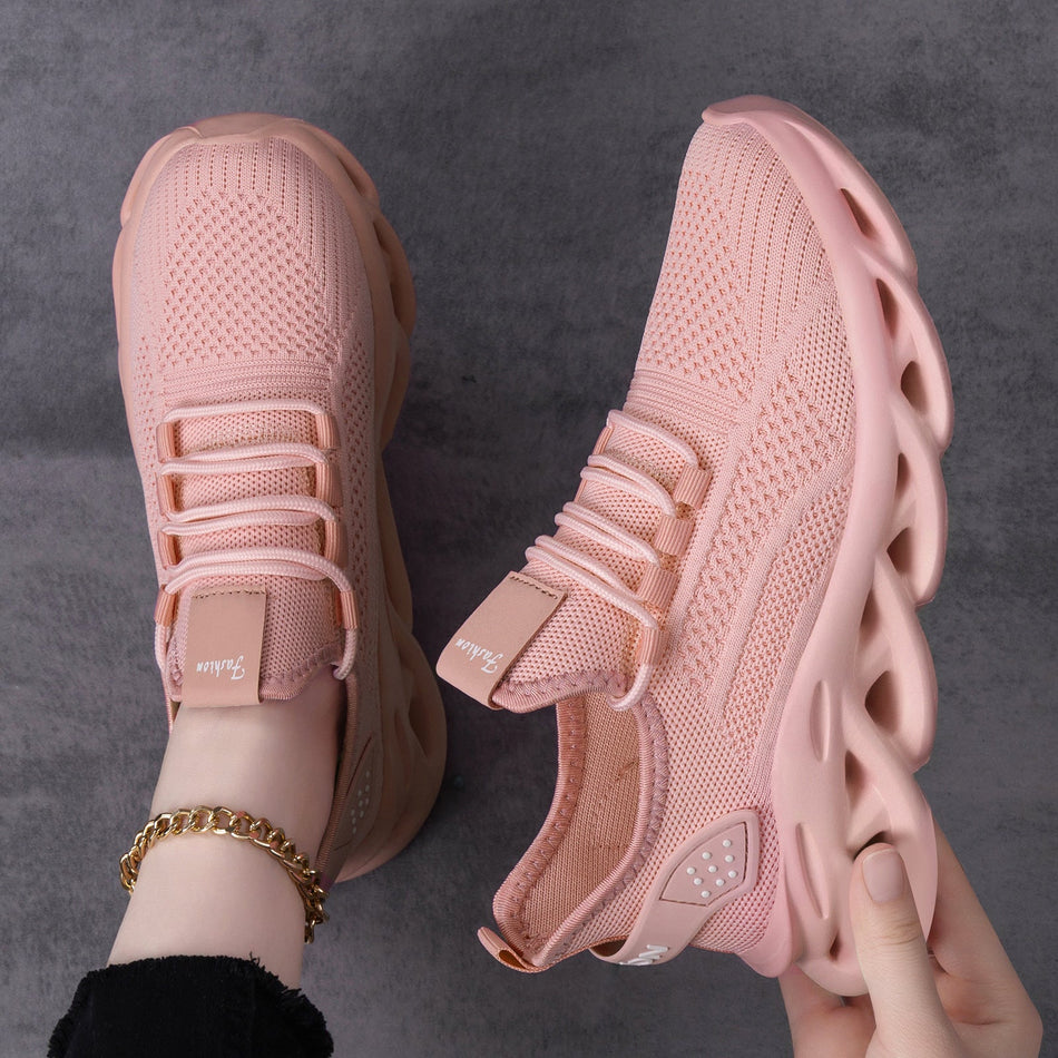 Techno Retro Thick Sole Mesh Sneakers