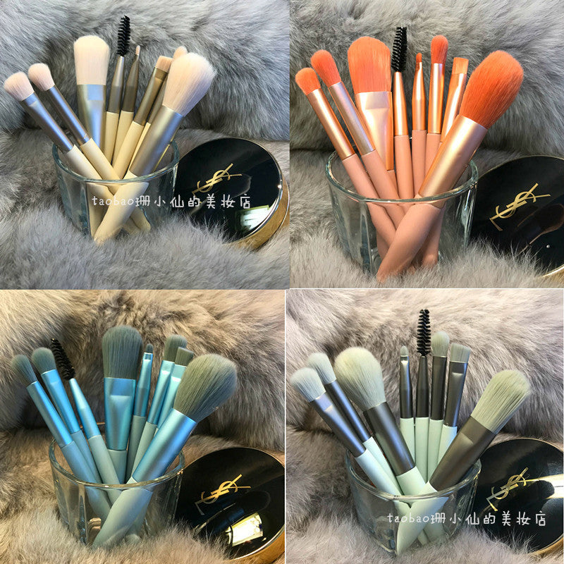 8-Pc Animal Hair Makeup Brush Set | Portable Travel Kit