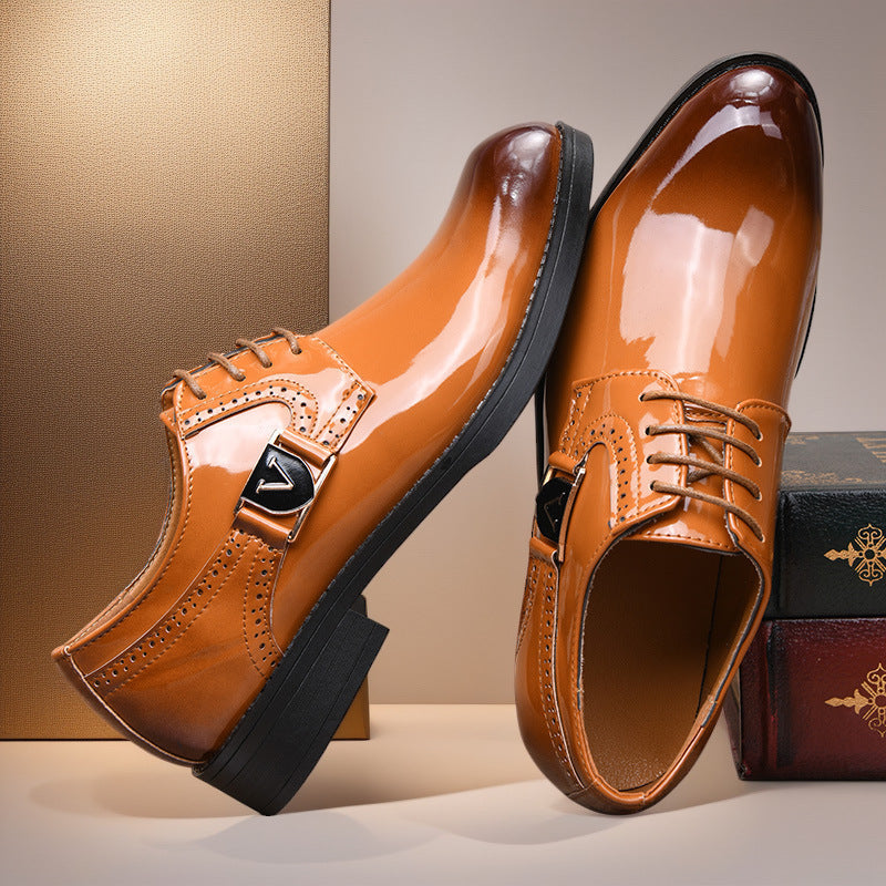 Men’s Glossy Pointed Patent Leather Shoes