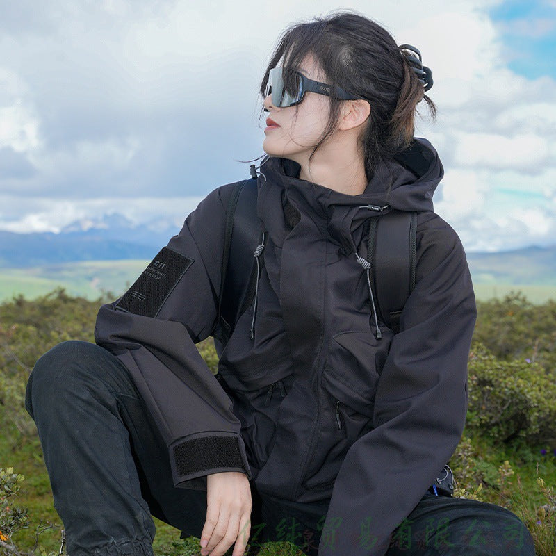 Couple Fluorescent Mountaineering Hooded Jacket