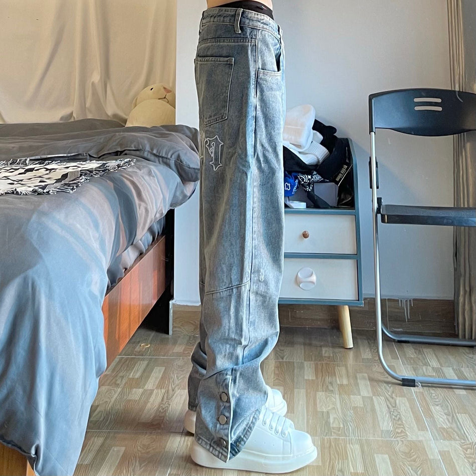Embroidered Blue Loose Jeans – Streetwear Fit