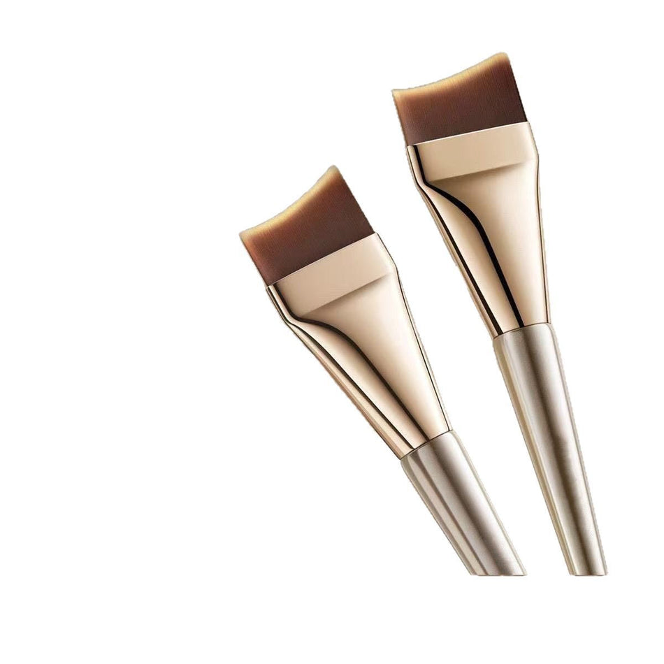 Professional "Arc Crescent" Foundation & Concealer Brush — 2026