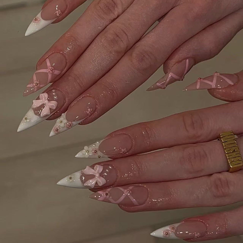 Bow Diamond Almond Nails – Flash Design Set