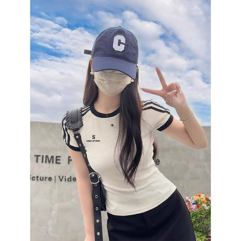 Color Stitch Slim Fit Embroidered Crop Top