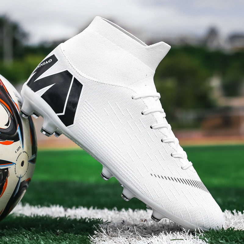 Men’s High-Top Football Sneakers – Outdoor Training Shoes