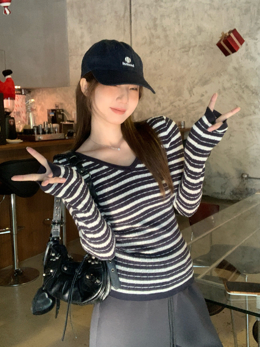 Black White Striped V-Neck Slim Knit Top Women