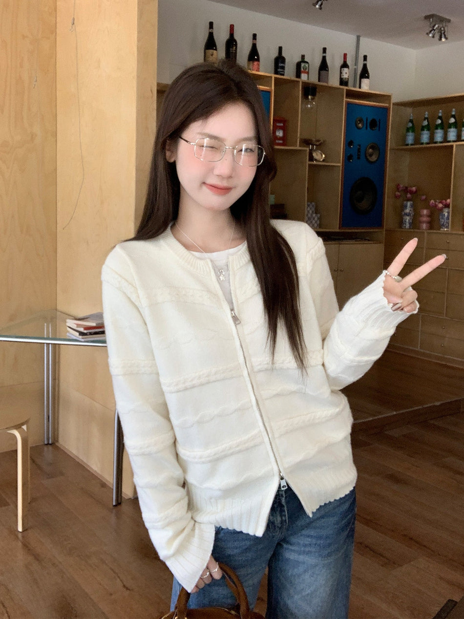 White Zip-Up Knit Cardigan Loose Fit Women Top