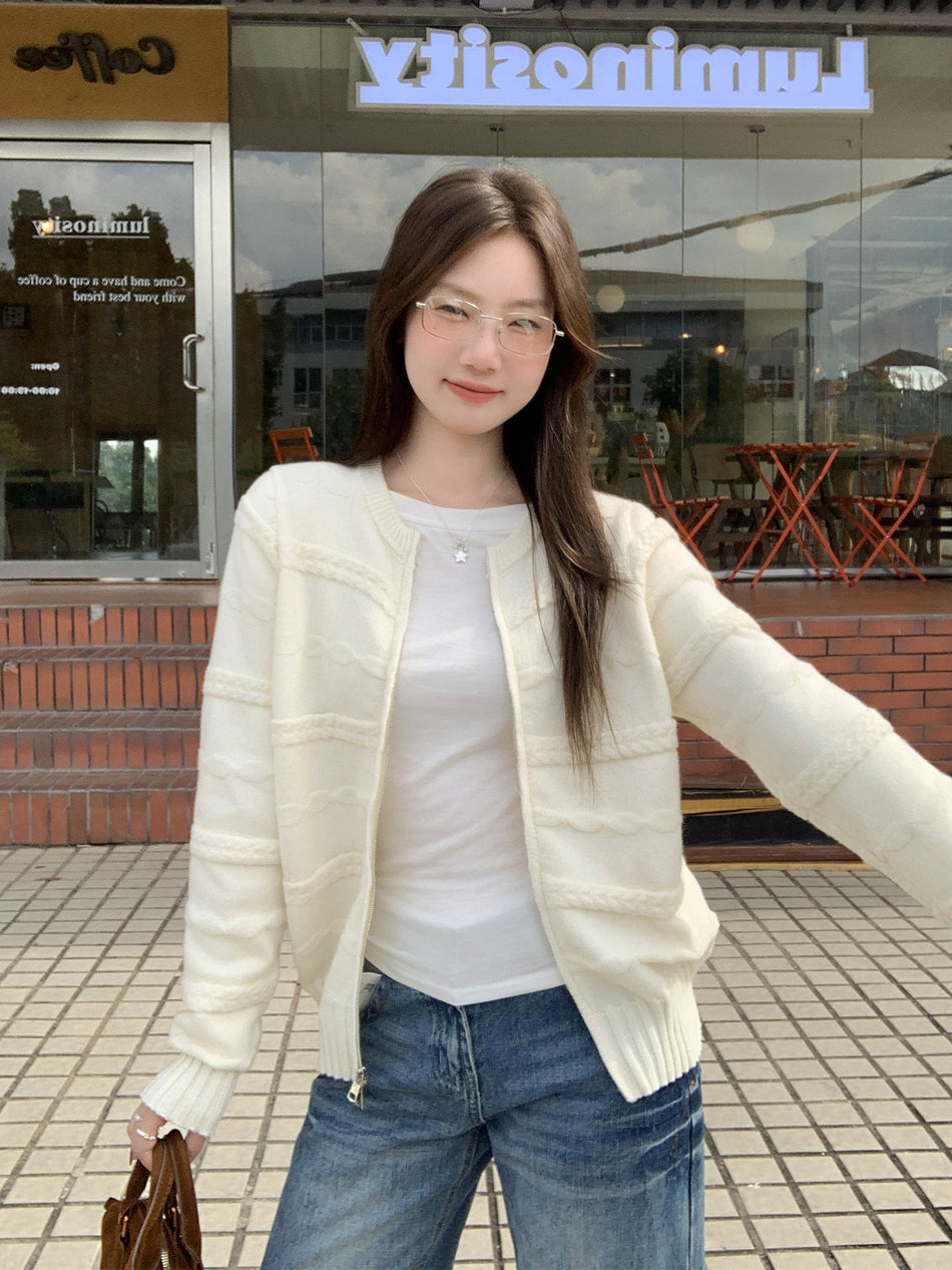 White Zip-Up Knit Cardigan Loose Fit Women Top