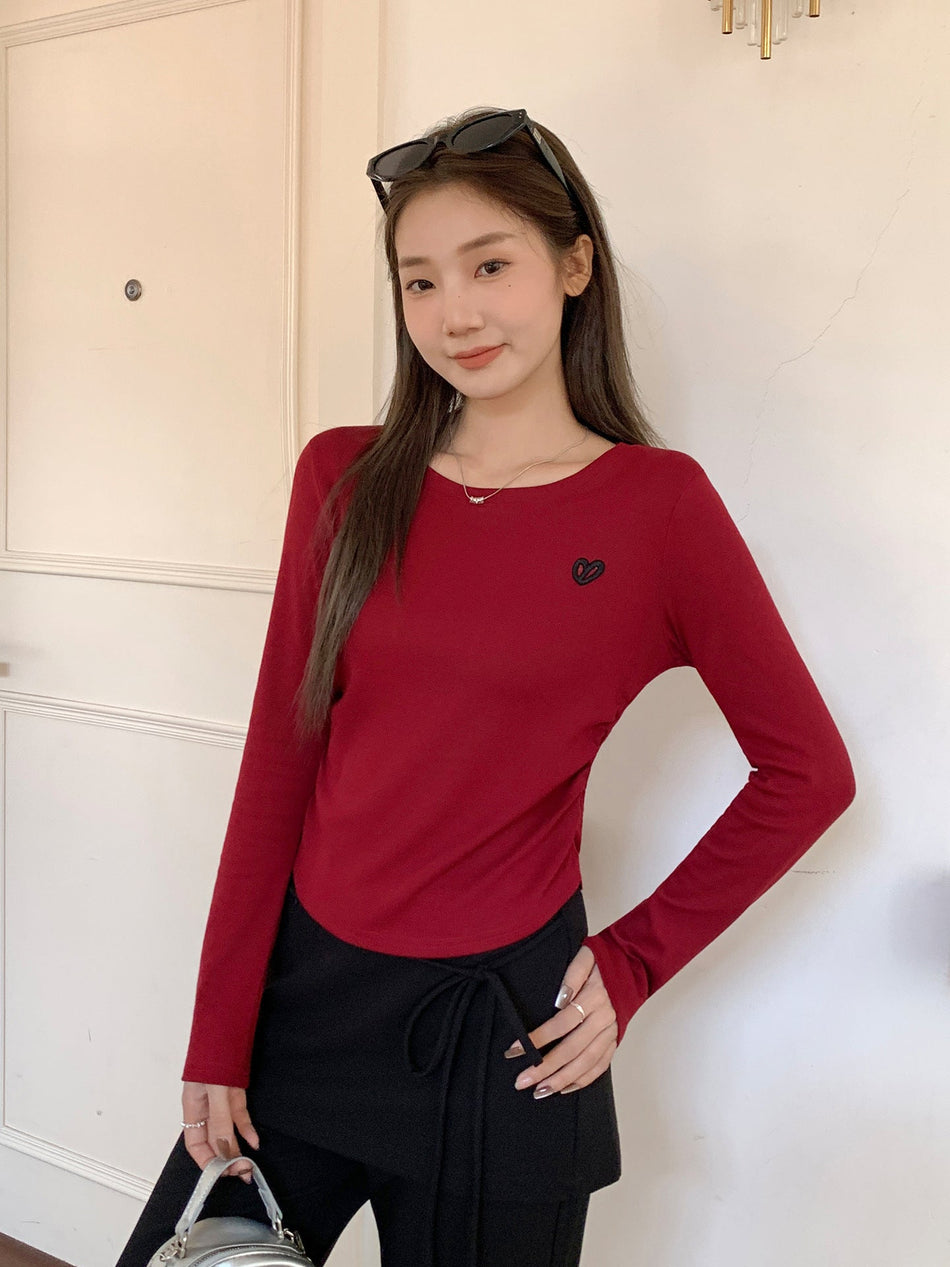 Burgundy Heart Embroidery Ruched T-Shirt Women 2026