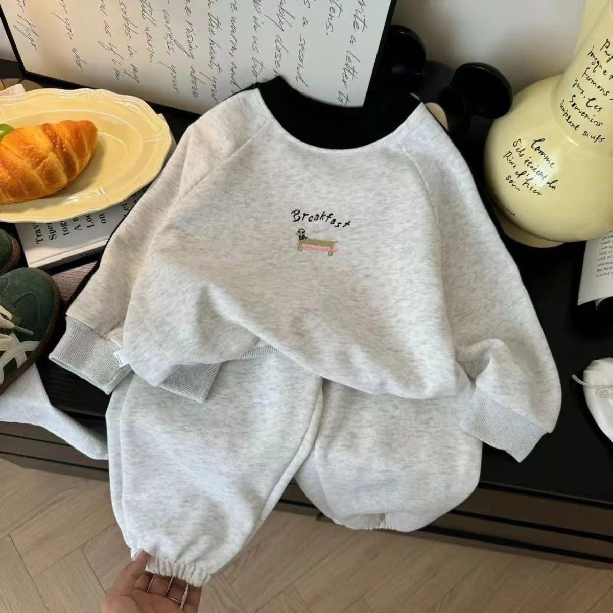 Children’s Autumn 2024 Cartoon Sweat Two-Piece Set – Spring Autumn Kids Fashion Nepal | Tudoholic