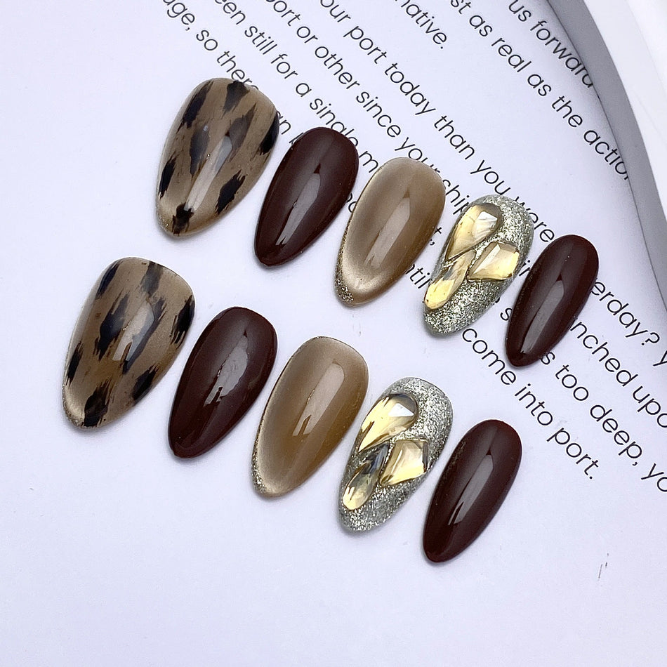 Leopard Print Cat Eye Nails – Short Almond Style