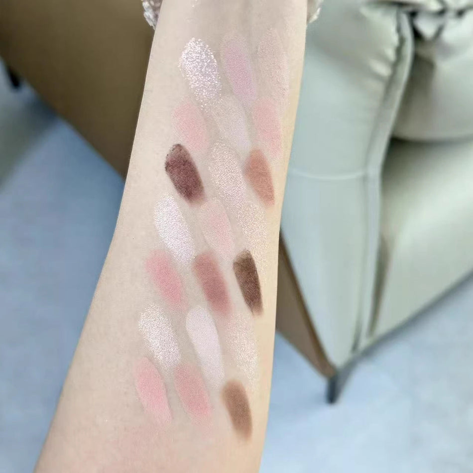 Nude Milk Tea Eyeshadow Palette – Waterproof