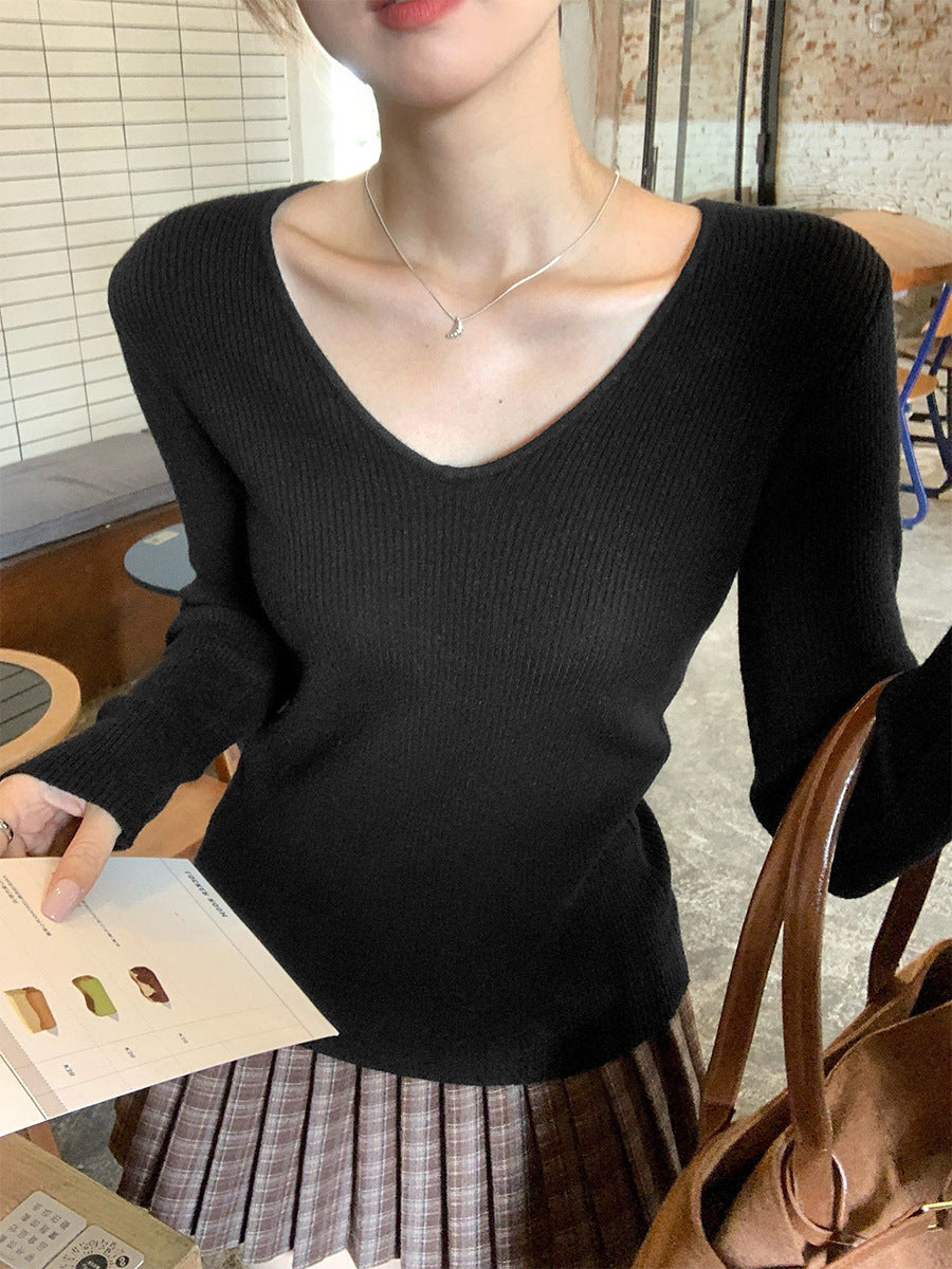 Oatmeal V-Neck Knit Slim Fit Women Winter Top 2026