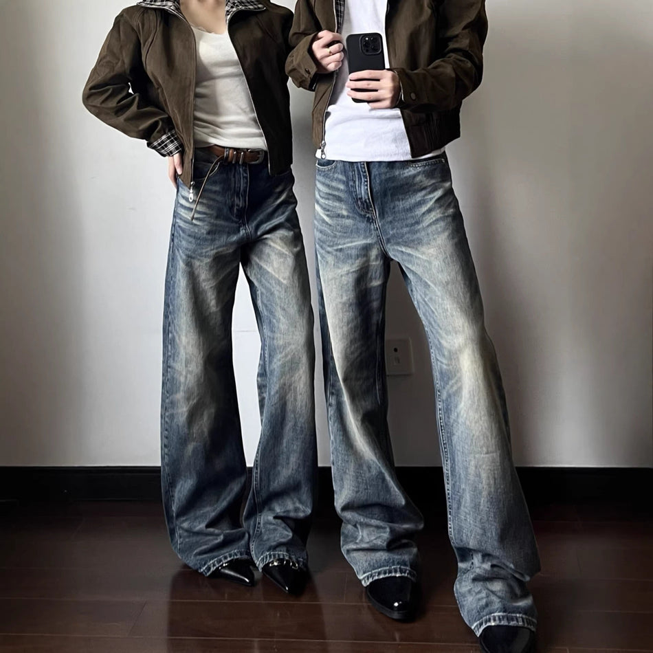 Men’s Elastic Waist Loose Straight Casual Jeans
