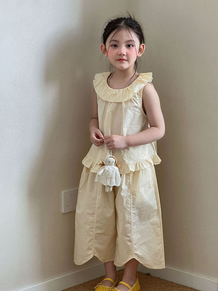 Girls Sleeveless Vest Pants Set Summer 2026 Outfit – Summer Kids Fashion Nepal | Tudoholic