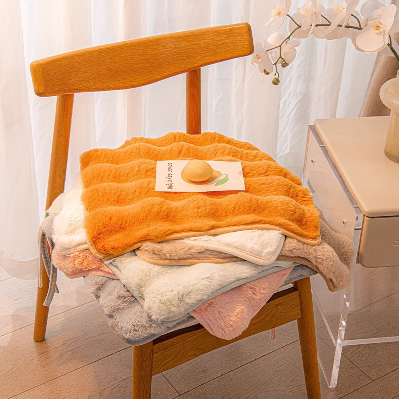 "Cloud-Warmth" Series: Winter High-Density Plush Cushion