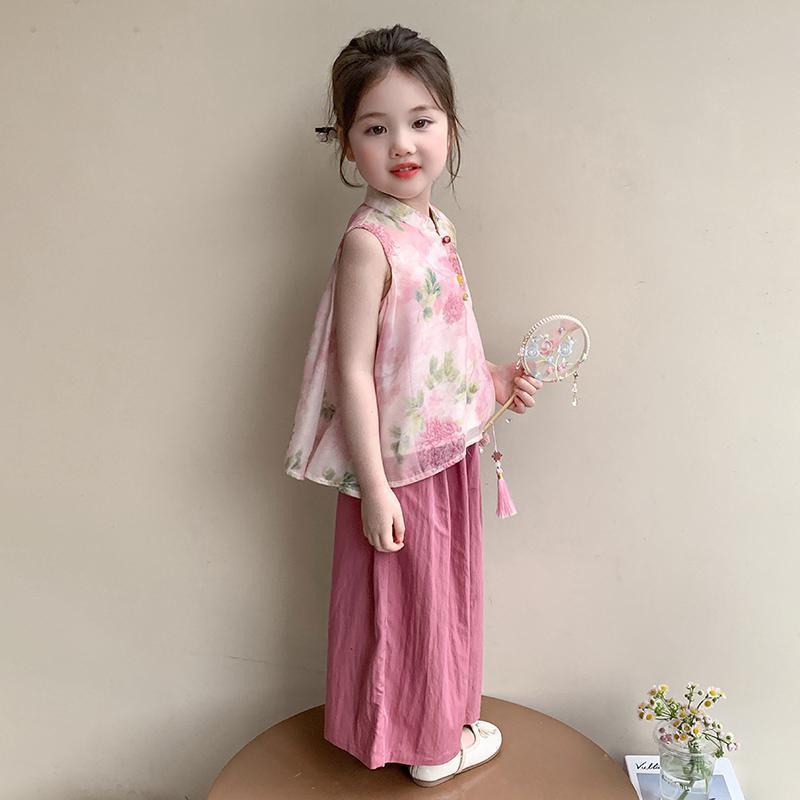 Girls Floral Halter Top & Pants Summer Set – Breezy Kids Outfit Nepal | Tudoholic
