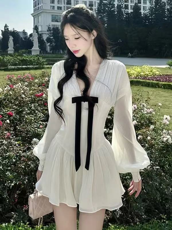 French Bow V-Neck White Pleated Dress Women Autumn
