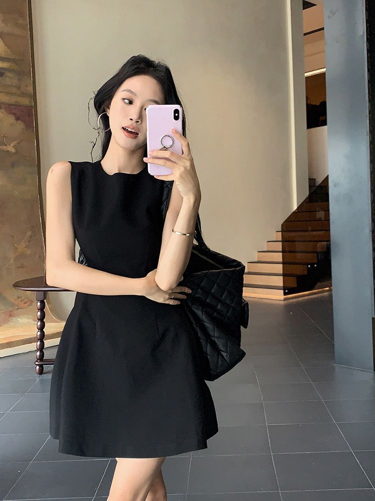 Sleeveless Slim Fit A-Line Dress Women Summer 2025