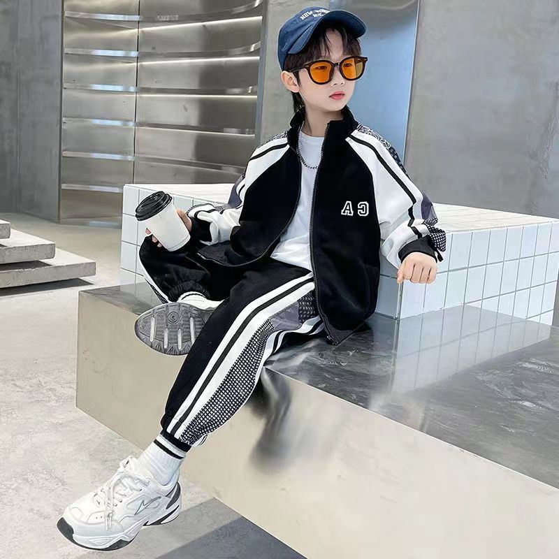 Boys Korean Sports Set – Patchwork Jacket Outfit – Outfit Sets – Image 3