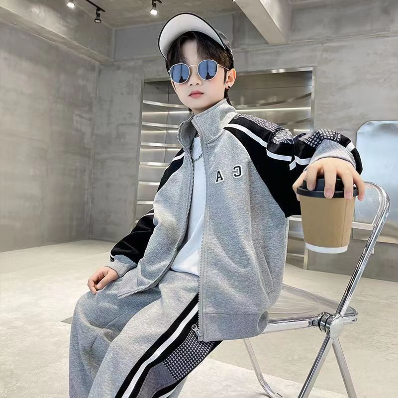Boys Korean Sports Set – Patchwork Jacket Outfit – Outfit Sets – Image 4