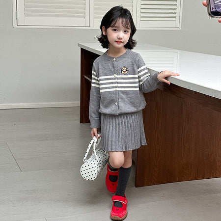 Girls Pleated Skirt Set – Winter Korean Outfit – Baby & Children's Outfits – Image 1