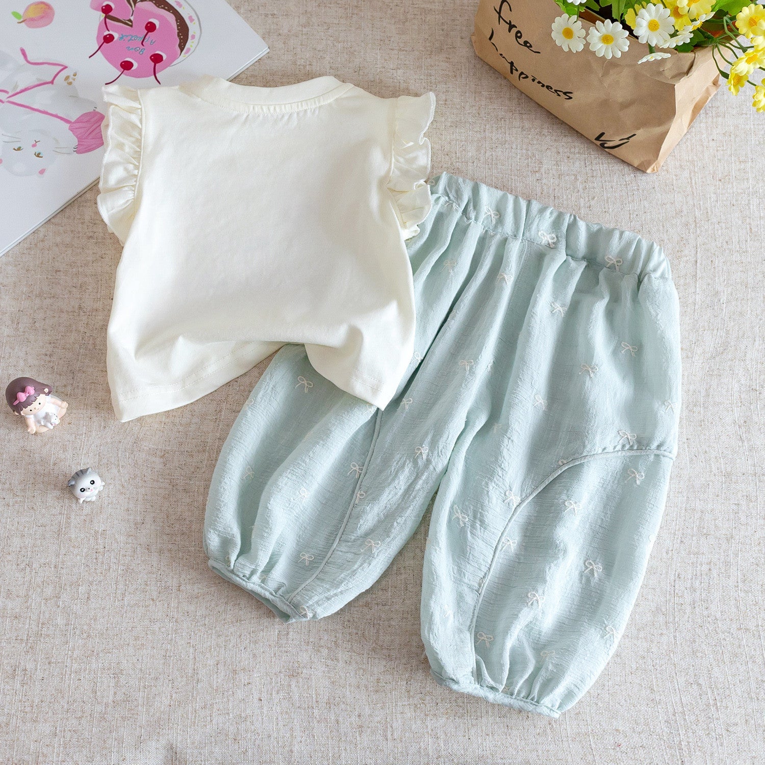 Baby Girl Flying Sleeve Set – Cute Bow Two-Piece – Outfit Sets – Image 2