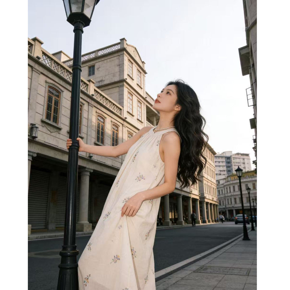 French Floral Halter Sleeveless Dress Women Summer 2026