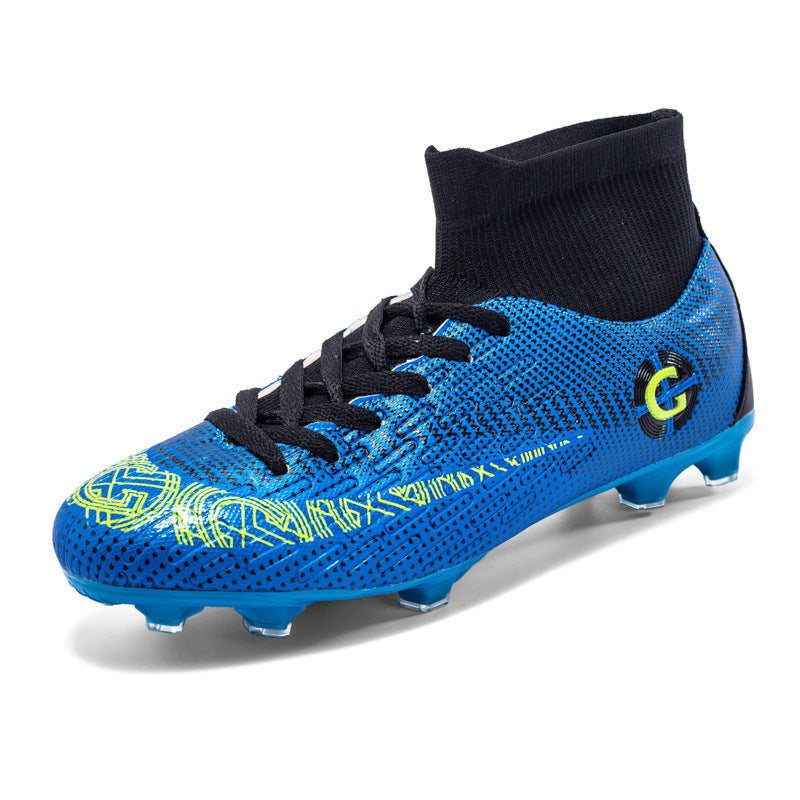 Black-Spike men's soccer shoes - lightweight performance cleats for field and training use