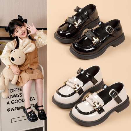 Black kids athletic shoes with lightweight and breathable design for active wear