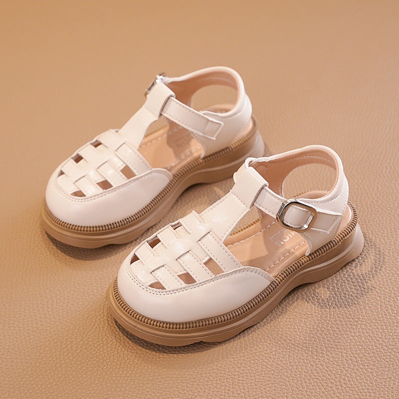 White girls summer sandals with comfortable and breathable design for outdoor wear