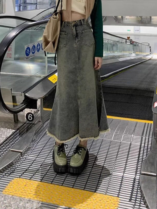 Retro blue high-waisted frayed denim midi skirt for women – summer style