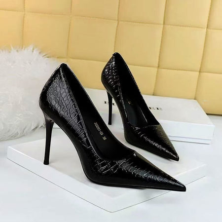 Black 7cm elegant pointed toe stiletto high heels for women