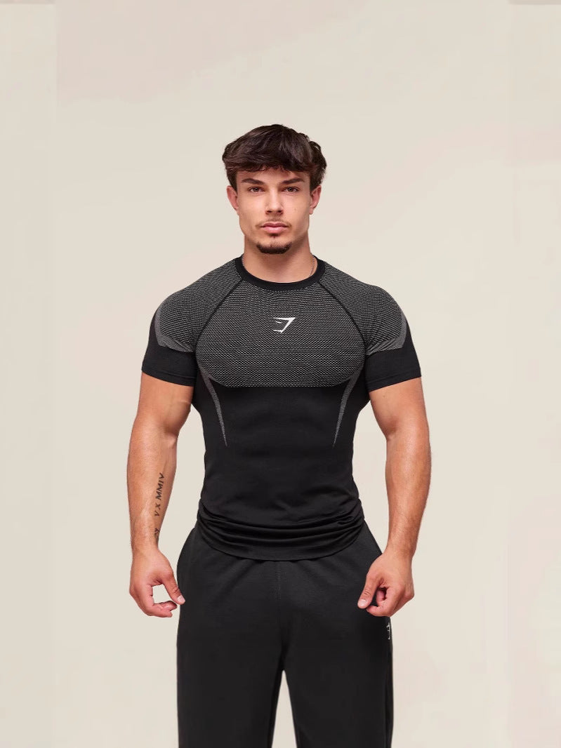 Men's Signature Shark Fit Breathable Performance Running Shirt