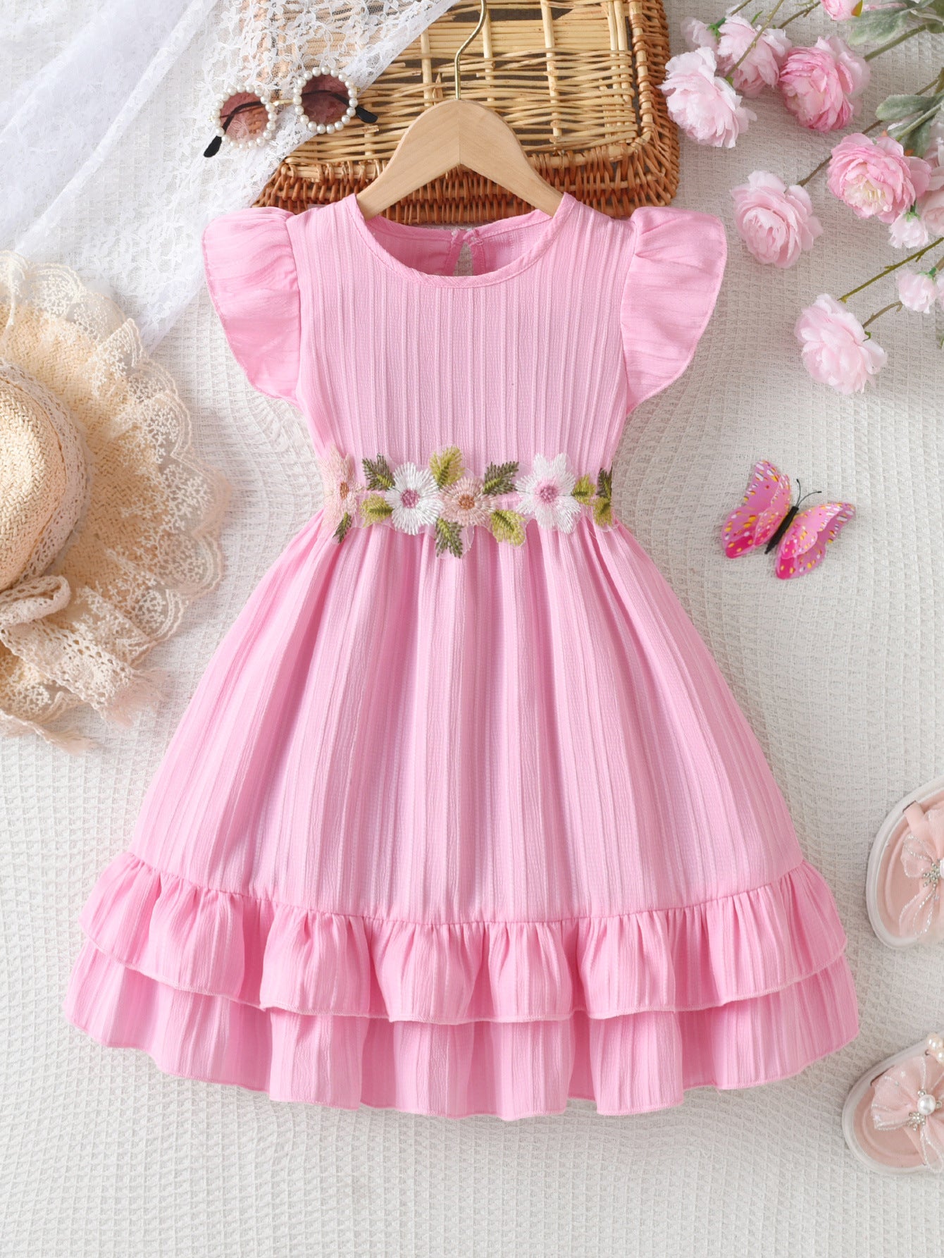 White girls princess summer dress for casual and seasonal wear