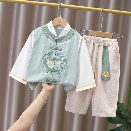 Green girls Chinese-style Hanfu two-piece set with lace embroidery and bow detail