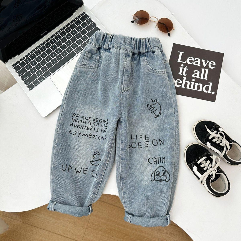 girls jeans with comfortable fit for everyday wear
