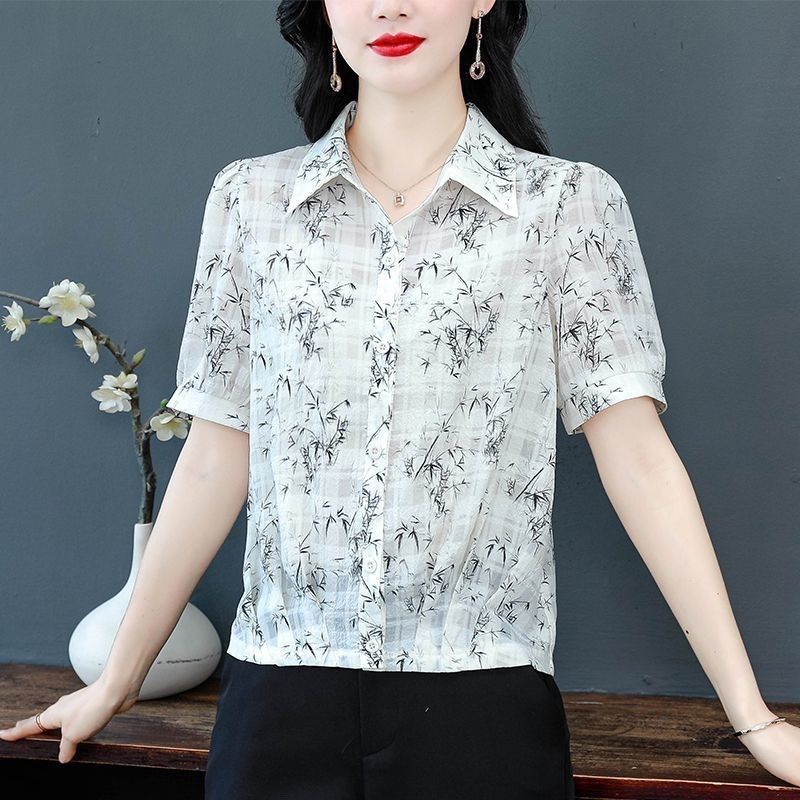 Black floral chiffon short-sleeve blouse in fluid relaxed fit