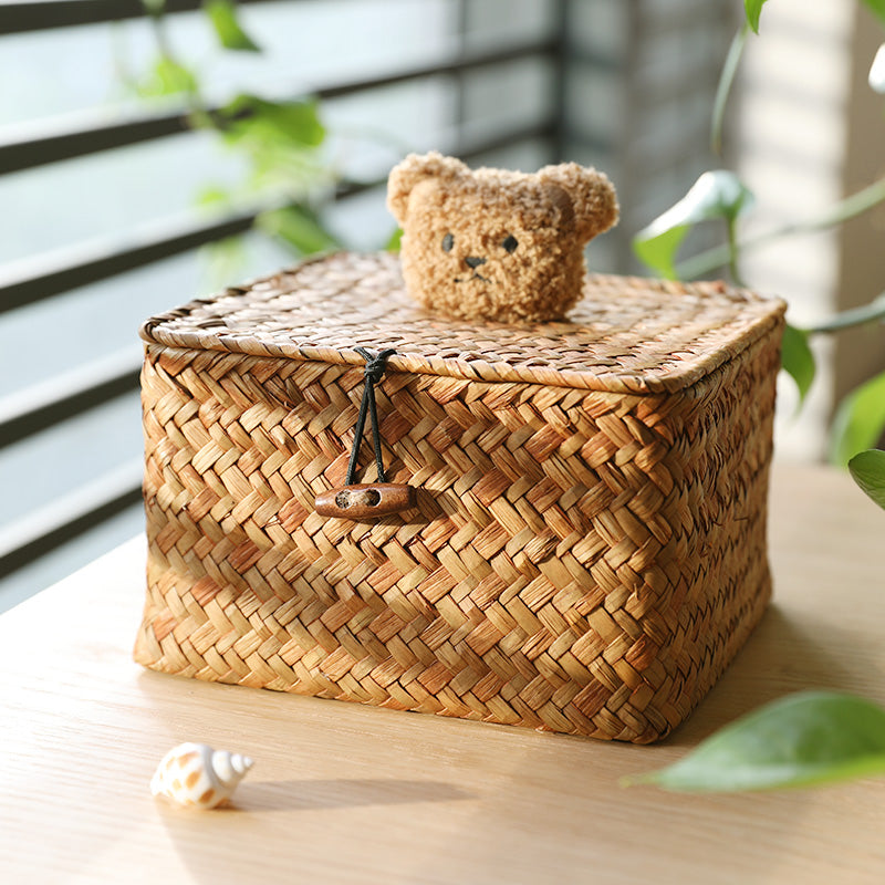 Handwoven Rattan Storage Box with Lid for Jewelry and Gifts