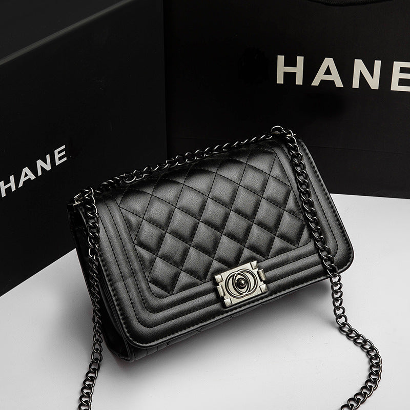 White Diamond Chain Small Square Crossbody Shoulder Bag
