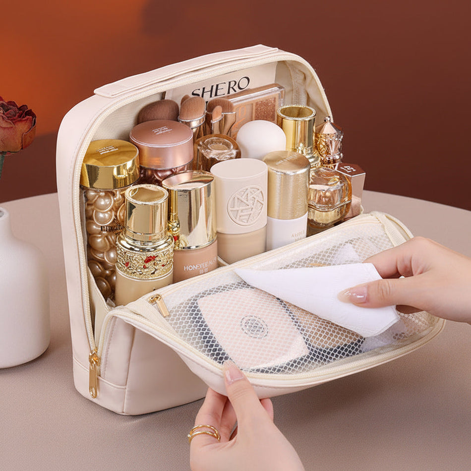 White Magnetic 3D PU Cosmetic Bag Large Capacity Travel Organizer 8101