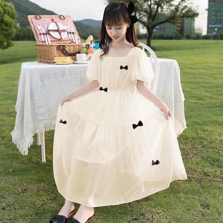 Girls chiffon bow princess dress in Western style with flowing summer silhouette