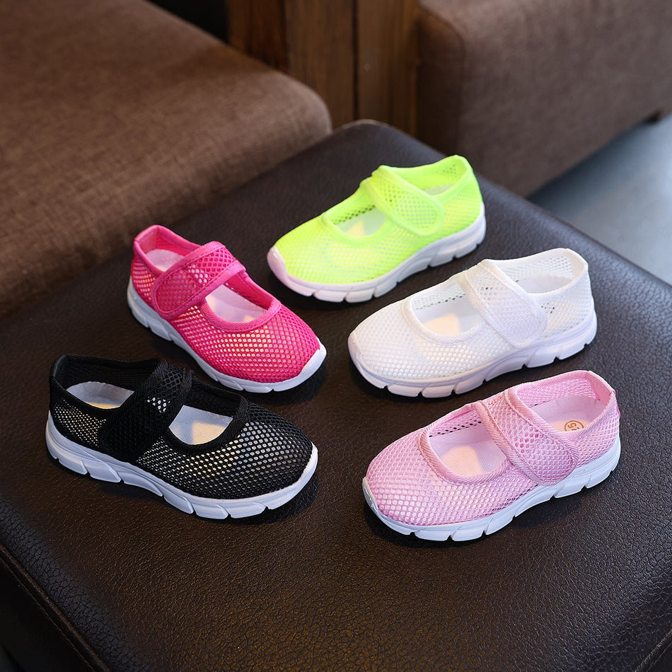 AeroMesh Kids Breathable Quick-Dry Travel Shoes