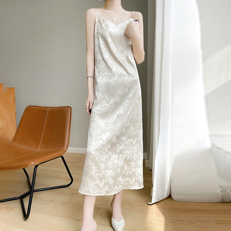 White Ice Silk V-Neck Jacquard Slim Sleeveless Dress