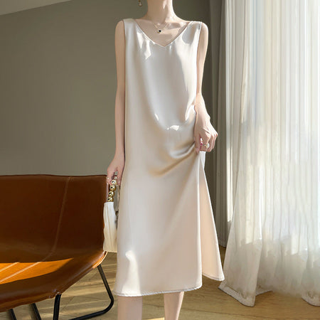 White Women’s Ice Silk V-Neck Suspender Mid-Length Summer Dress