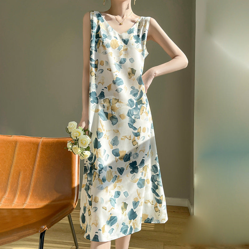 Women’s French Style Silk Feel Printed V-Neck Long Dress